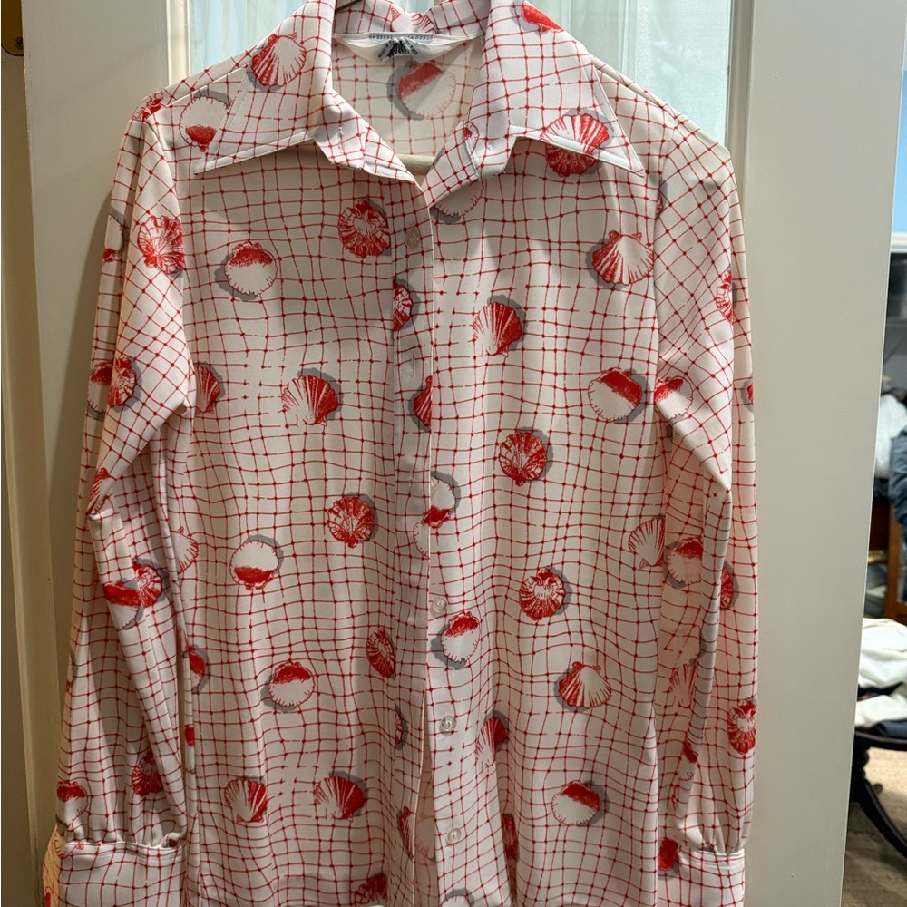 Vintage Red and White Button Down Shirt with Classic Pattern